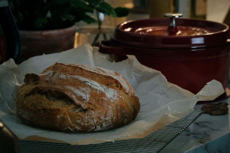 Ultimate Sourdough Banana Bread Recipe: Moist & Tangy 3 Freshly baked loaf of sourdough banana bread cooling on a wire rack